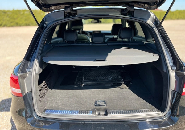 Mercedes-Benz GLC cena 66900 przebieg: 108730, rok produkcji 2018 z Grójec małe 137